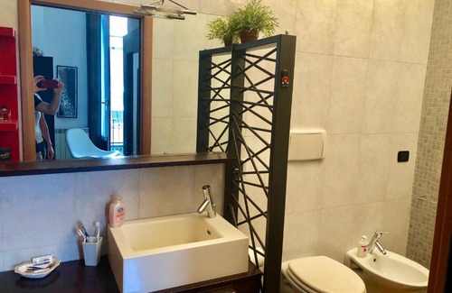 Bullona Apartment | Chic flat in Milan