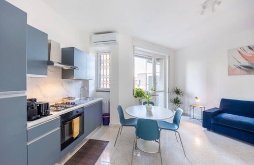 Bullona Apartment | [CITY LIFE | FAIR] Strategic Apartment | WiFi A/C & Netflix | Pet Friendly