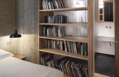 Chinatown Apartment | Concoct Milano