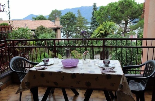 Luino Apartment | Cordelia 7 with pool and balcony in Luino