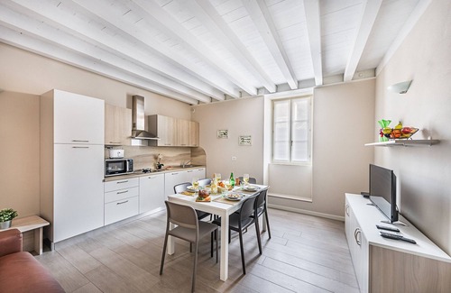 Toscolano Maderno Apartment | Corte Benaco by Wonderful Italy - Valtenesi