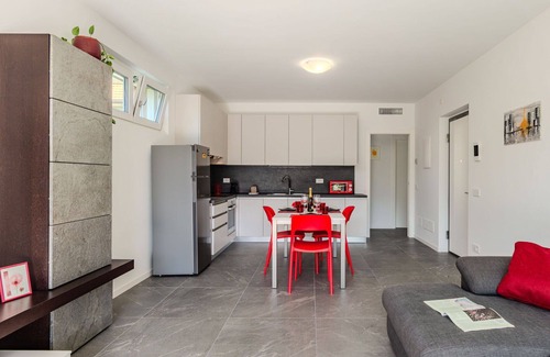Consiglio di Rumo Apartment | Cosy apartment for 4 people with WIFI, pool, A/C, TV and balcony
