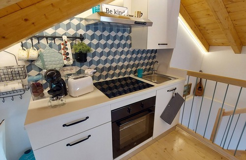 Azzano Apartment | Cosy retreat, historical village on Lake Como, close to lake/services with views