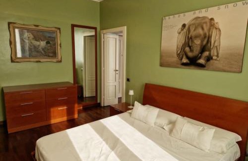 Porta Genova Apartment | Cozy flat mins walk to Navigli and metro Porta Genova