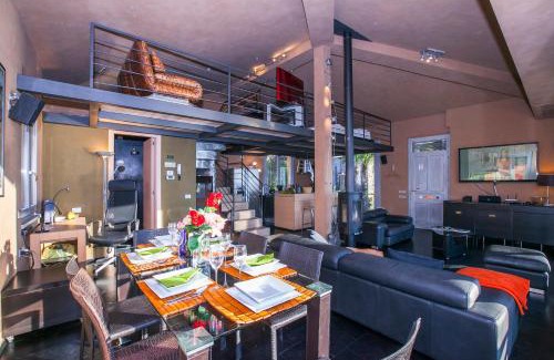 Fiumelatte Apartment | Della Fontana Penthouse