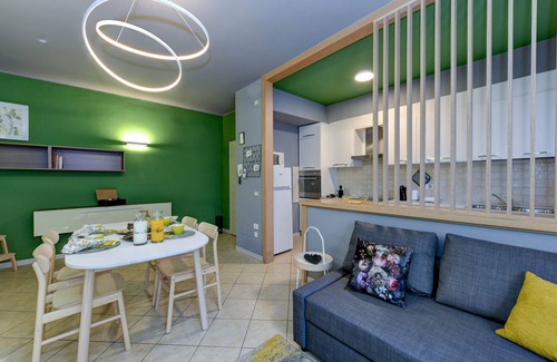 Desenzano del Garda Apartment | DesenzanoLoft Green Family Apartment