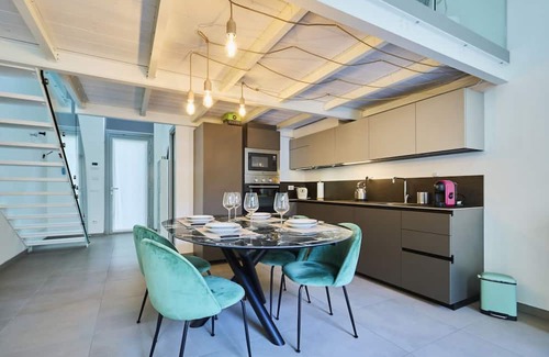 Cagnola Apartment | Design Loft with Private Garden | Portello