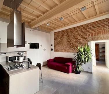 Pavia House | Dimora Boezio7, cozy and charming place in center with private parking