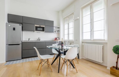 Centro Storico Apartment | Easylife -Beautiful and bright apartment at Colonne di S. Lorenzo