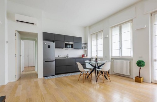 Centro Storico Apartment | Easylife -Beautiful and bright apartment at Colonne di S. Lorenzo