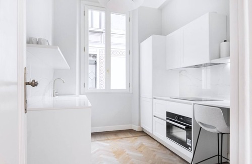 Guastalla Apartment | Easylife - Residence with balcony in Pta Vittoria