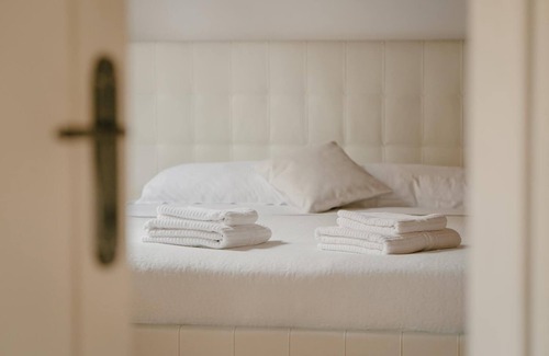 Borgo San Leonardo Hostel | Family interconnected suite