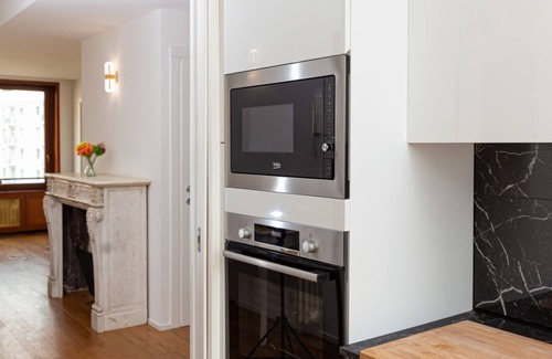 Navigli Apartment | FREE Parking - 5 Star - Sauna Luxury Apartment