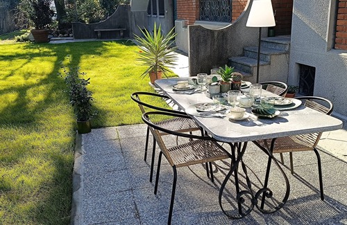 Casorezzo House | Garden House, whole house with two bedrooms, garden, private parking space