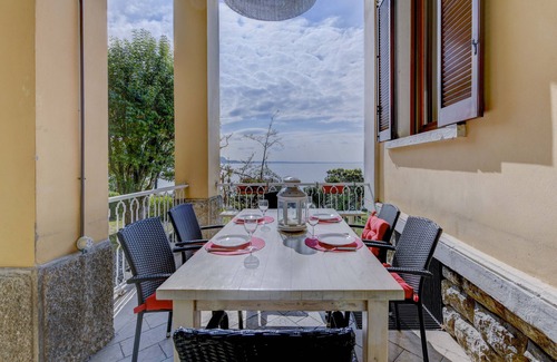 Gardone Riviera Apartment | Gorgeous Property Waterfront In An Exclusive Location. Private Beach.