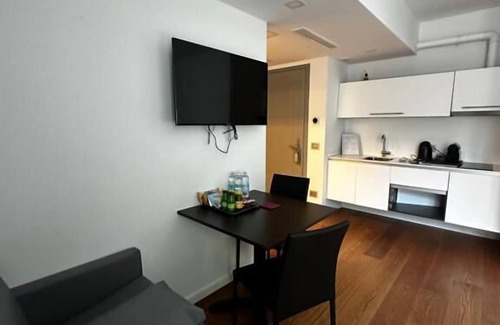 Segrate Hotel | GRANDI 32 Boutique Residence