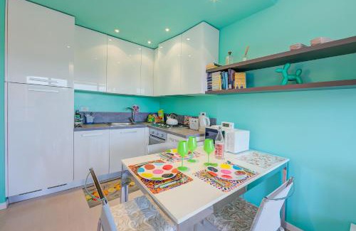 Rivoltella Apartment | Green Tiffany Apartment - Happy Rentals