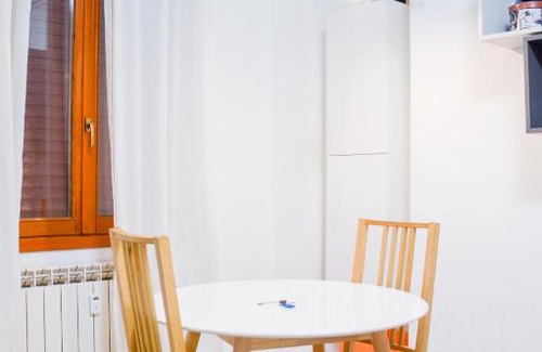 Vigentino Apartment | Guesthero Apartment Milano Bocconi
