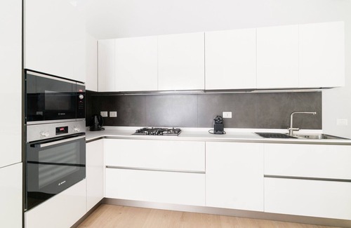 Ripamonti Corvetto Apartment | GuestHost - Cozy & Bright Apartment X3