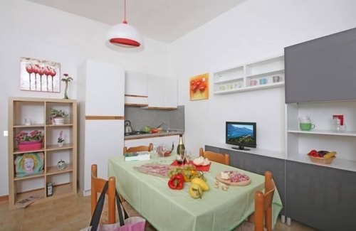 Villaggio Sanghen Apartment | Holiday apartment Manerba del Garda for 1 - 4 persons with 1 bedroom - Holiday apartment