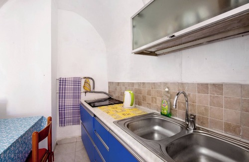 Civiglio Apartment | Holiday Apartment "Tramonti" with Mountain View, Private Heated Pool & Wi-Fi