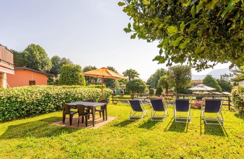 Luino House | Holiday Home Residenza Agrifoglio-11 by Interhome
