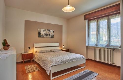 Gera Lario House | Holiday Home Simoni - GLA107 by Interhome