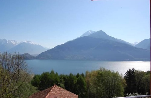 Pianello del Lario House | Holiday house Pianello del Lario for 1 - 7 persons with 3 bedrooms - Holiday home