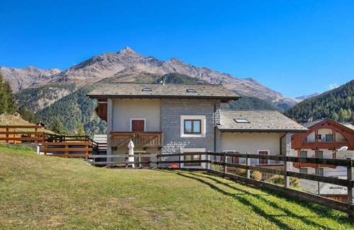 Santa Caterina Valfurva Apartment | 80 m² Apartment ∙ 1 bedroom ∙ 8 guests
