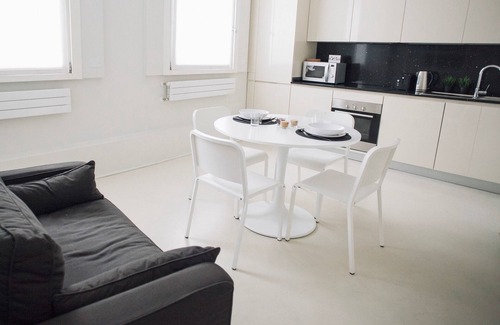 Porta Nuova Apartment | Italianway - Turati 6