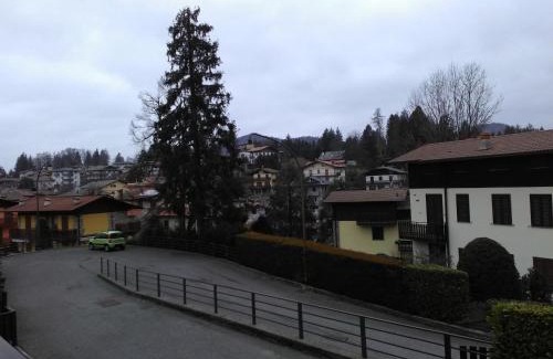 Selvino Apartment | LA CASA DI PUFFY