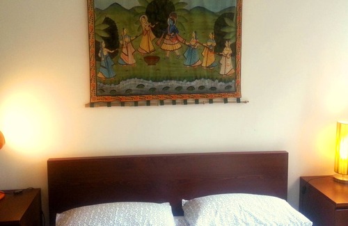 Arluno Apartment | LA MAISON D'HOTES, large garden. Near Rho Fiera, Milan city center and Malpensa
