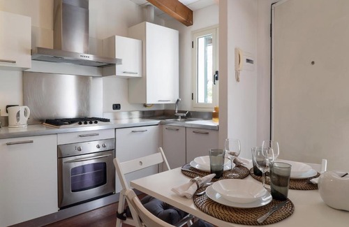 Bullona Apartment | Large apartment in Milan center