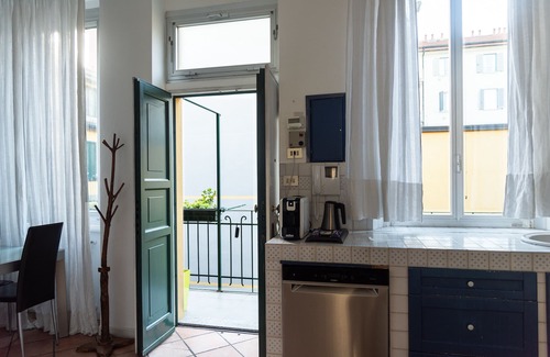 Milan Apartment | Leonardo Da Vinci House | 10 minutes from Duomo