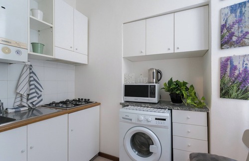 Como City Centre Apartment | Love & Smile Apartment