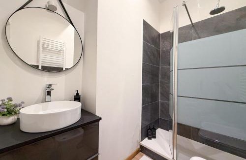 Porta Venezia Apartment | Luxury Penthouse - 5 min to Duomo 2