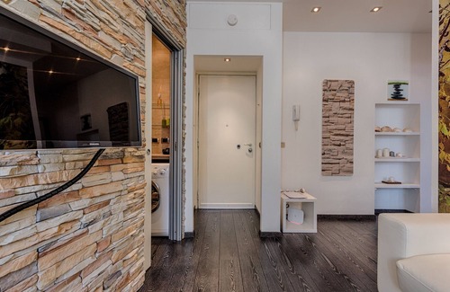Central Station Apartment | Macchi Holiday House - very close to the station