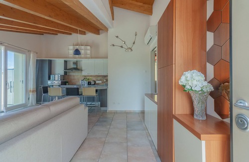 Lierna Apartment | Magic Lake View - by Varenna Holidays