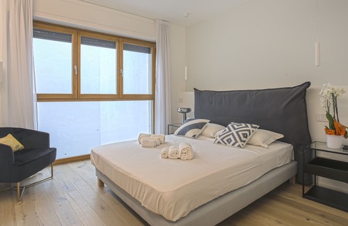 Porta Venezia Apartment | MILAN CHIC suite 4-hosted by Sweetstay