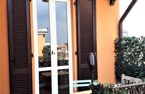 Zona Solari Apartment | Mini-Penthouse with private terrace, in the Design and Fashion district