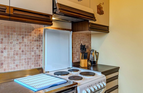 Valsolda Apartment | Nice apartment for 6 people with WIFI, TV, balcony and pets allowed