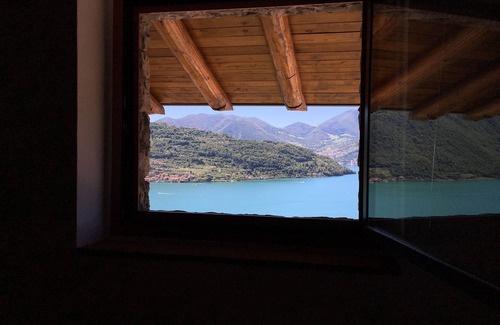 Sale Marasino Apartment | NICE APARTMENT WITH POOL, BEAUTIFUL LAKE VIEW CIN IT017169C2I33X8FKI