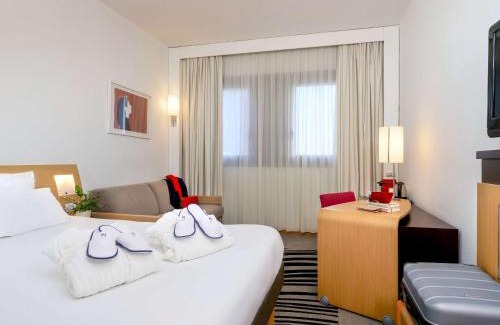 Zona Ca' Granda Hotel | Novotel Milano Nord Ca' Granda