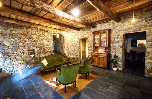 Tirano Hostel | Ostello del Castello Tirano