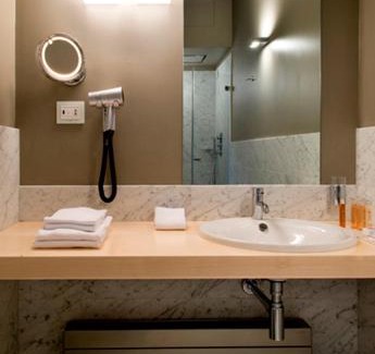 Borgo San Leonardo Hotel | Petronilla - Hotel In Bergamo
