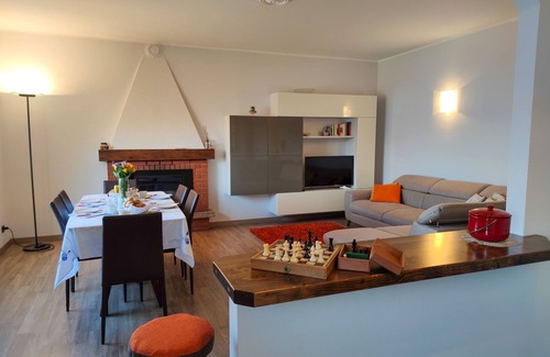 Calozzo Apartment | Pianellina appartamento vacanze con vista lago
