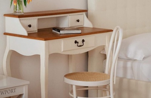 Borgo San Leonardo Hostel | Private family space