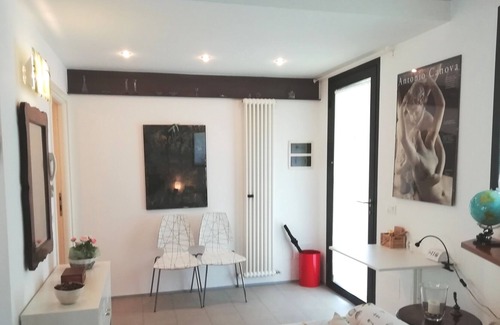 Lovere House | Refined and romantic SINGLE HOUSE on two floors at 500 mt. from the center and from the lake