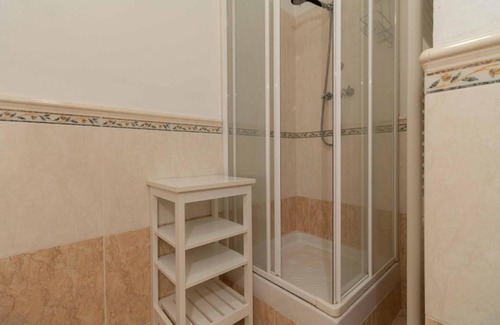 Lecco Apartment | Roma 24 Apartment - Affitti Brevi Italia