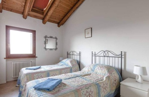 Cavriana Apartment | Rustic 2 Bedroom Apartment Near Lake Garda With Swimming Pool
